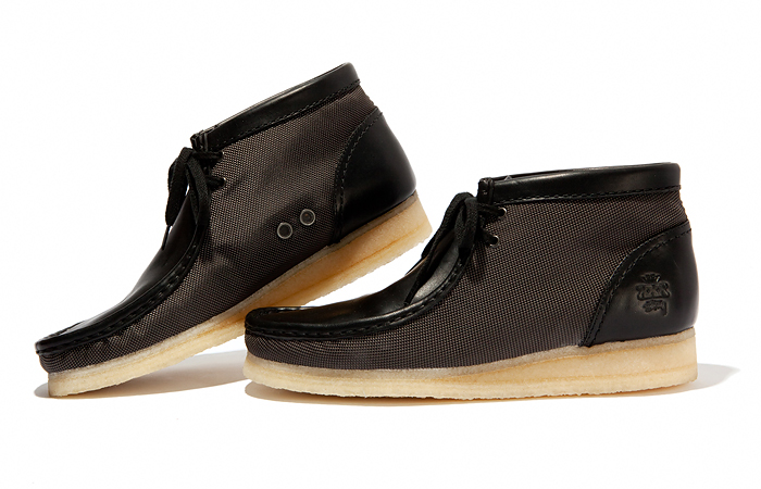 STUSSY XXX × CLARKS ORIGINALS